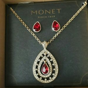 Monet Earrings and Necklace Jewelry Set